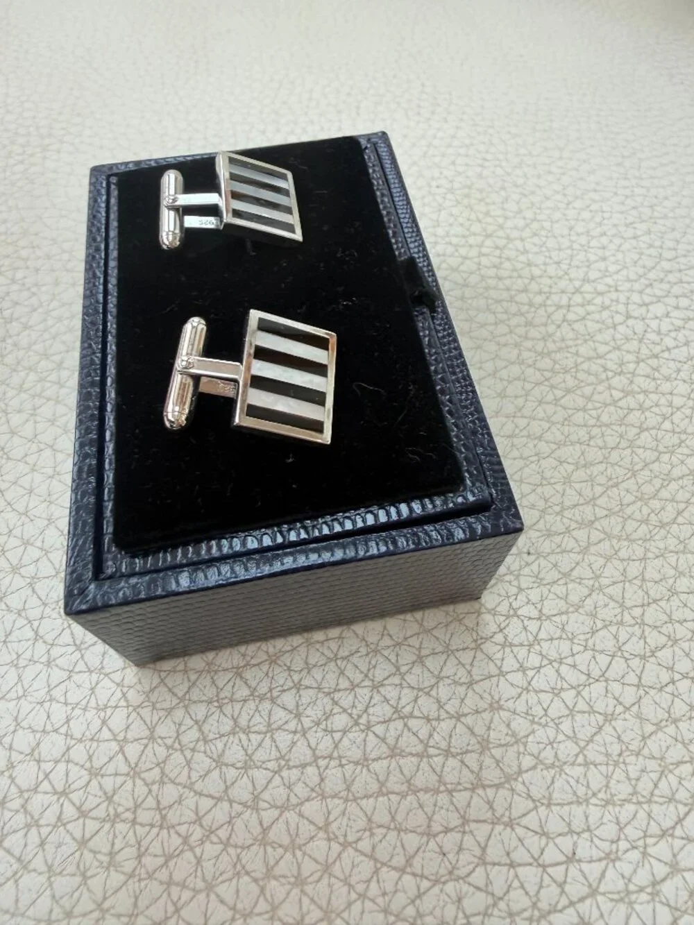 NIB BROOKS BROTHERS STERLING SILVER MOTHER OF PEARL ONYX STRIPED CUFFLINKS